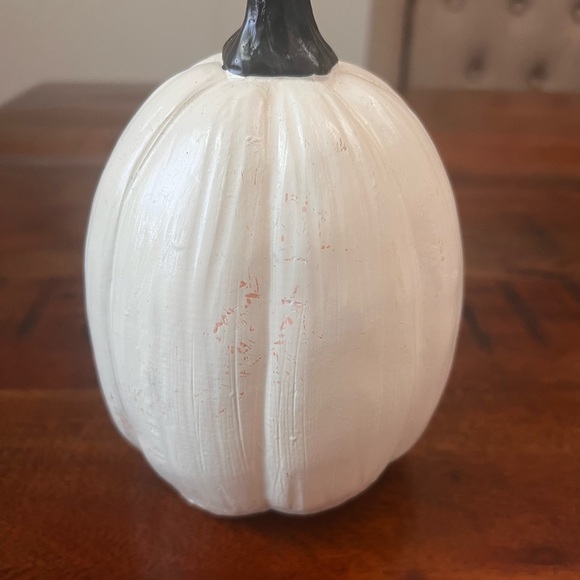 Halloween Resin White Pumpkin Ghost Figurine 9.5” Tabletop Fall Decoration - Picture 2 of 2